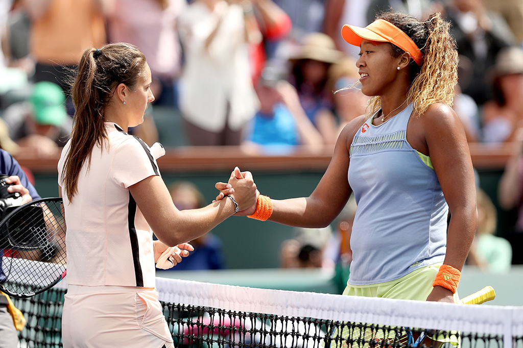 Osaka hanya butuh 70 menit untuk mengalahkan Kasatkina. Petenis 20 tahun ini menang 6-3 dan 6-2 untuk mengunci gelar pertama dalam kariernya.
