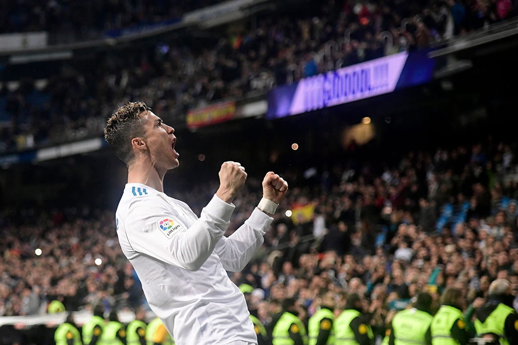 Tim asuhan Zinedine Zidane membuka pesta gol ke gawang Girona melalui gol Cristiano Ronaldo pada menit ke-11.