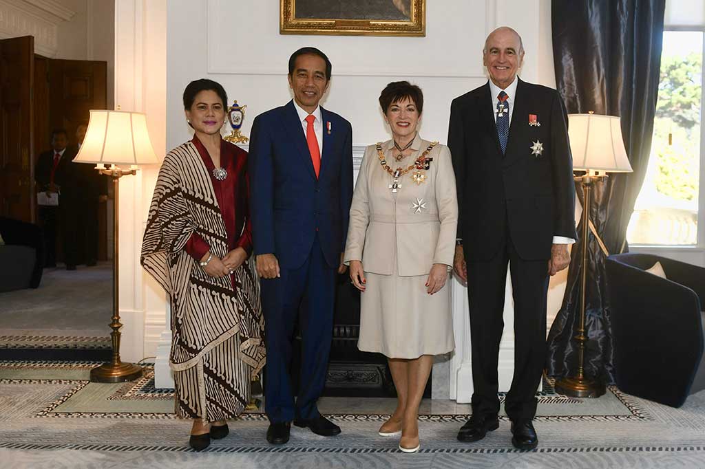 Selepas acara penyambutan, Presiden menggelar pertemuan dengan Gubernur Jenderal Patsy Reddy. Di hadapan tokoh perempuan itu, Jokowi mengatakan isu persamaan gender bisa menjadi perekat hubungan Indonesia dan Selandia Baru.
