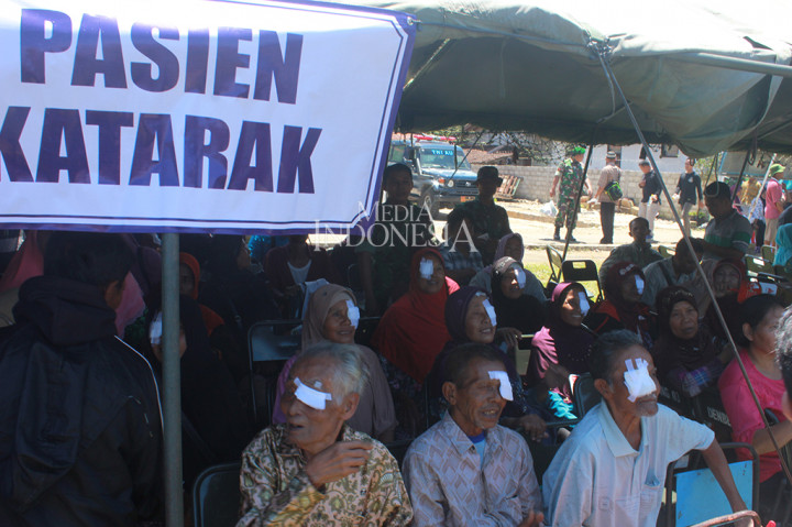 Dalam bakti sosial ini terdapat berbagai pengobatan gratis kepada masyarakat. Mulai operasi katarak, operasi bibir sumbing, pengobatan dan pemeriksaan gigi, pemberian vaksin difteri, pembagian kursi roda dan lain sebagainya. 
