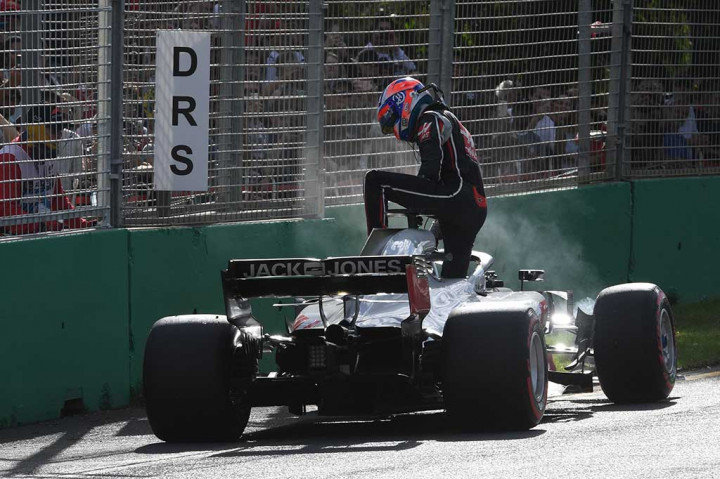 Sementara itu ada lima pembalap yang gagal finish, di antaranya Romain Grosjean (Haas), Kevin Magnussen (Haas), Pierre Gasly (Toro Rosso), Marcus Ericsson (Sauber), dan Sergey Sirotkin (Williams).