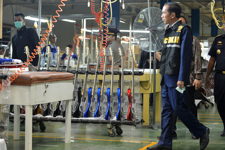 Peluncuran tersebut dilakukan Jokowi saat mengadakan silaturahmi dengan 1.425 pengusaha pengguna fasilitas kepabeanan Ditjen Bea dan Cukai Kementerian Keuangan di Cileungsi, Kabupaten Bogor