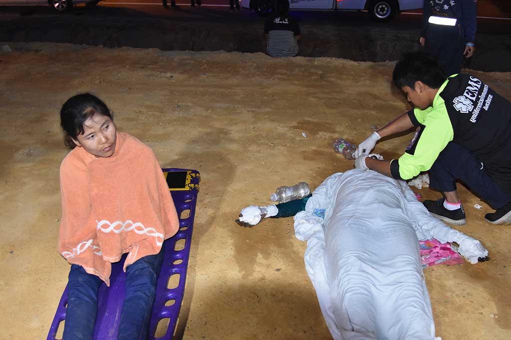 Sementara itu 27 penumpang dapat menyelamatkan diri dari kobaran api. Namun beberapa di antara mereka mengalami luka bakar parah. 