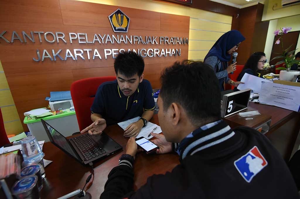 Untuk melayani WP di hari terakhir pelaporan SPT pajak, KPP seluruh Indonesia buka mulai pukul 08.00 hingga 17.00 waktu setempat. Sementara pelaporan SPT melalui e-filing dibuka hingga pukul 00.00 dini hari nanti.