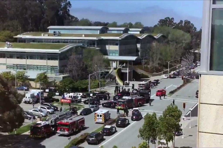 Saksi mata menyatakan bahwa pelaku penembakan merupakan seorang perempuan. Pelaku melukai tiga orang sebelum kemudian bunuh diri. Belum diketahui motif penembakan tersebut.