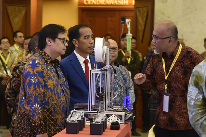 Pemerintah berkomitmen membangun industri manufaktur yang berdaya saing global melalui percepatan implementasi Industri 4.0.