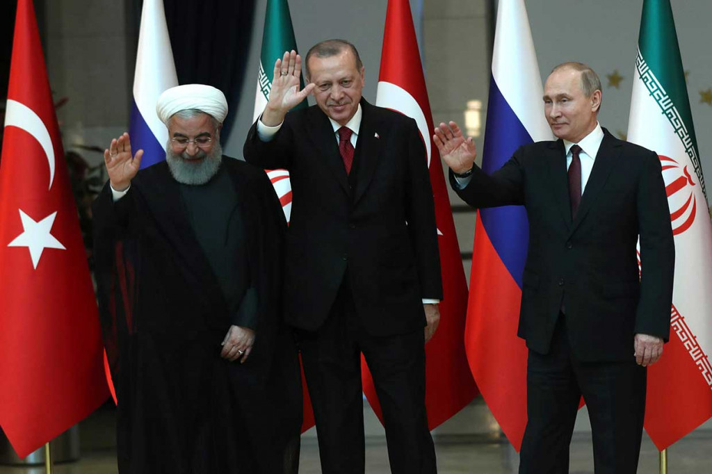 Menurut pernyataan bersama yang dikeluarkan usai pertemuan puncak, ketiga negara tersebut bertekad untuk mempercepat upaya untuk memastikan agar ketenangan dapat tercipta di Suriah.