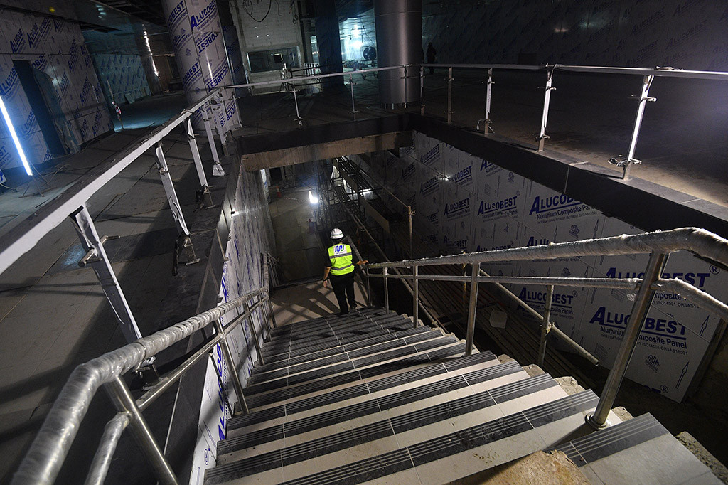 Rencananya, pada April dan Desember 2018 akan dilaksanakan uji coba kereta MRT Jakarta tanpa penumpang sebelum resmi dioperasikan pada Maret 2019.