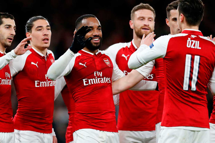 Arsenal memperbesar keunggulan menjadi 4-1 lewat gol kedua Lacazette. Gol tersebut juga berkat assist dari Ozil. Skor tersebut bertahan hingga jeda.