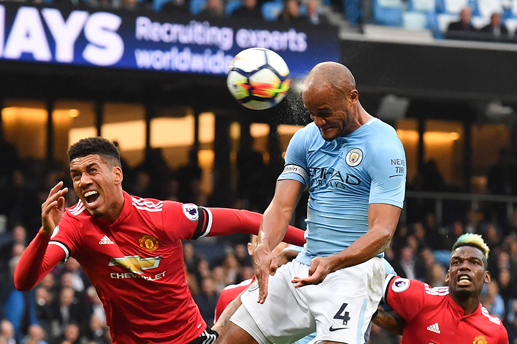 Man City mencetak gol pertama pada menit ke-25 lewat tandukan Vincent Kompany.