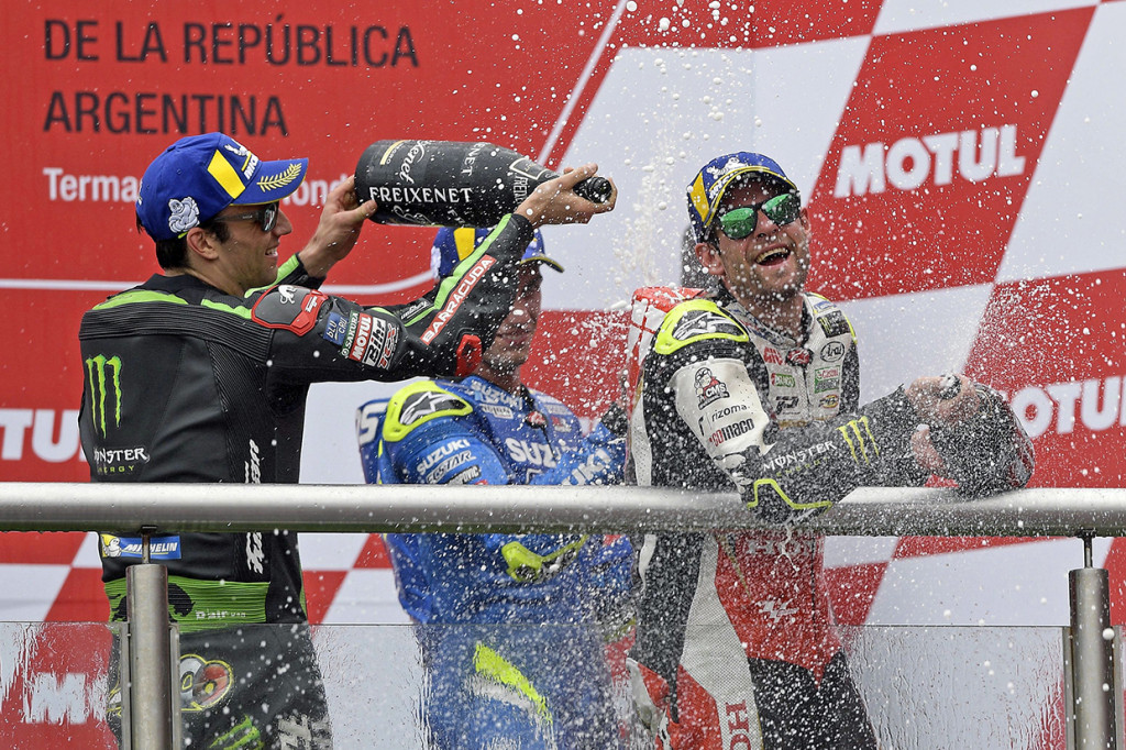 Kemenangan Crutchlow diikuti Johann Zarco (Prancis/Tech 3 Yamaha) sebagai runner up, dan Alex Rins (Spanyol/Suzuki).
