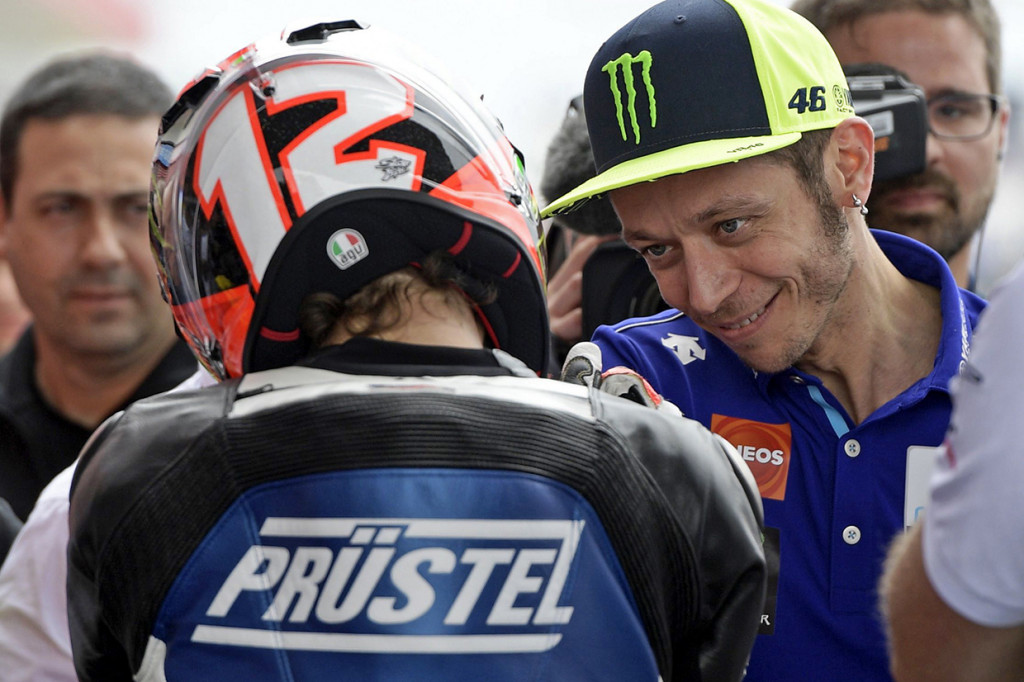 Sementara Rossi yang menjadi korban harus rela berada di posisi ke-19.