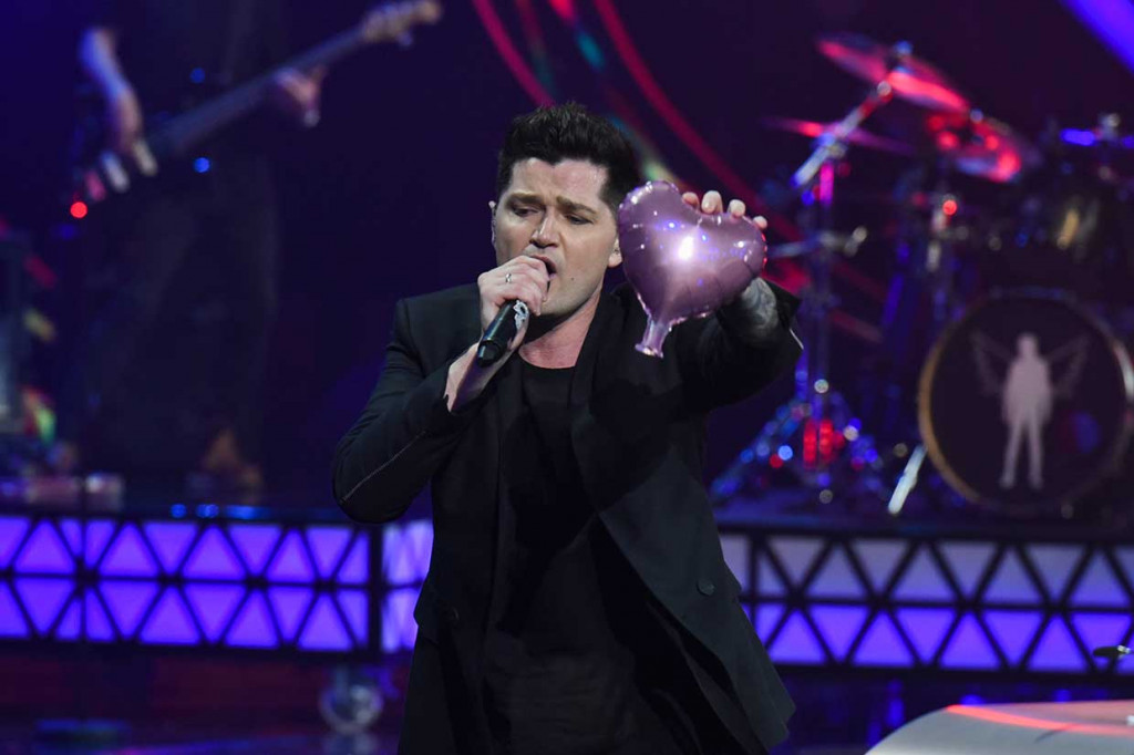 The Script digawangi oleh Danny O'Donoghue (vokalis), Mark Sheehan (gitaris), dan Glen Power (drummer).