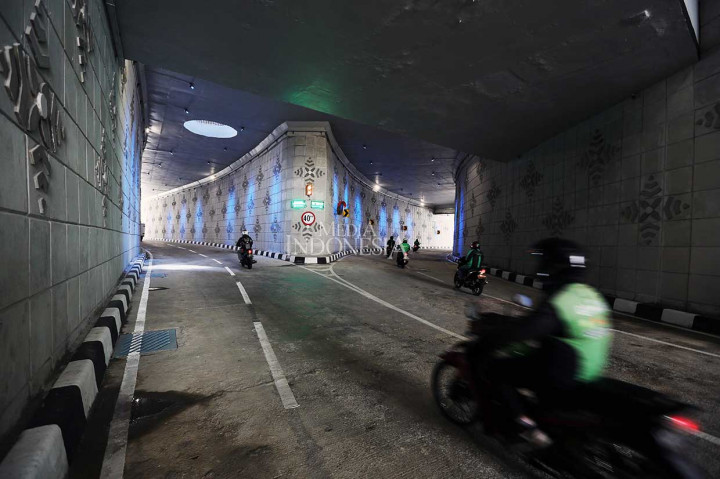 Sementara itu kendaraan dari arah Jalan Matraman juga bisa berbelok kanan di terowongan menuju ke arah Jatinegara. MI/Ramdani