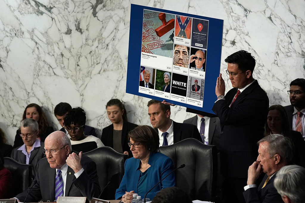 Pada Februari lalu, special counsel menuduh 13 oknum dan tiga perusahaan asal Rusia, melakukan intervensi pada Pilpres AS. Salah satunya adalah Badan Riset Internet, yang terkadang dijuluki sebagai 'ladang hasut Rusia'.