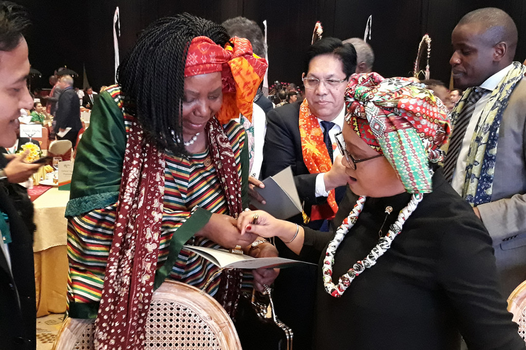 Dalam pembukaan Cultural Nights Indonesia Africa Forum (IAF) 2018, Menteri Luar Negeri Retno Marsudi mengatakan adanya kegiatan IAF sebagai bentuk perkuatan kerja sama antara Indonesia dan negara-negara di Benua Hitam. 
