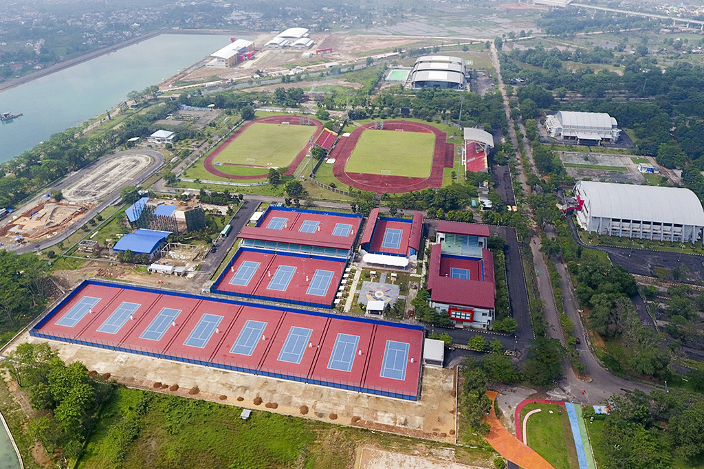 Gubernur Sumatera Selatan Alex Noerdin menyatakan delapan arena yang ada di JSC Palembang sudah rampung dan siap digunakan untuk perhelatan Asian Games 2018.