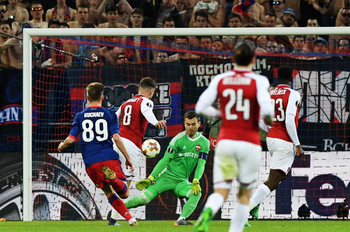 The Gunners kemudian menyamakan kedudukan melalui gol Aaron Ramsey memanfaatkan umpan Mohamed Elneny pada menit ke-90.