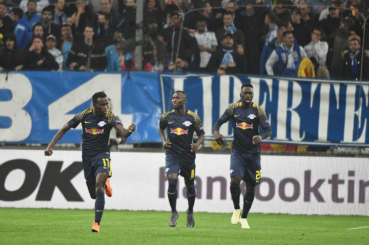 Berstatus tuan rumah, Marseille tertinggal terlebih dahulu saat pertandingan baru berlangsung dua menit melalui gol Bruma. Namun empat menit kemudian Marseille berhasil menyamakan kedudukan melalui gol bunuh diri Stefan Ilansker empat menit berselang.