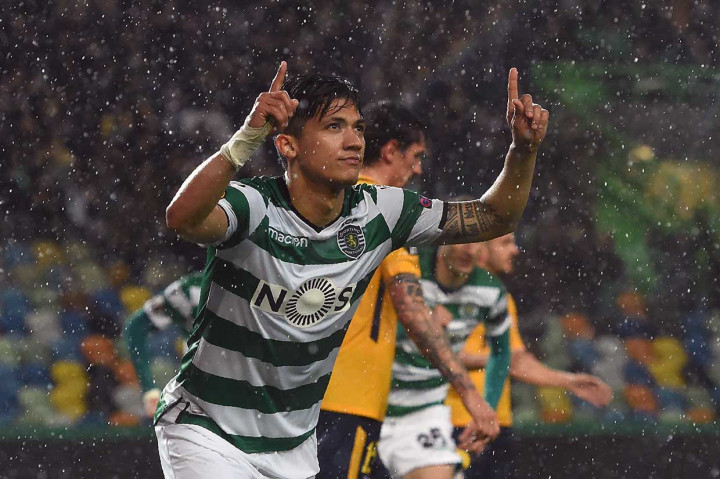 Mengantungi kemenangan 2-0 pada leg pertama, pasukan Diego Simeone tertinggal terlebih dahulu lewat gol Fredy Montero pada menit ke-28.