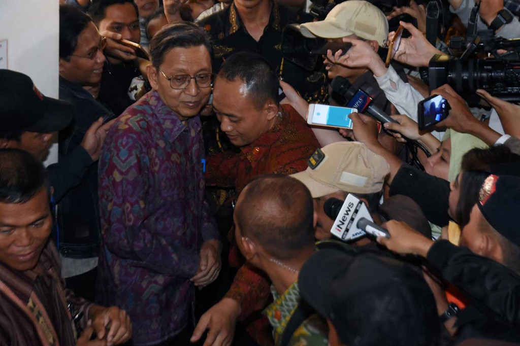 Soal Century, Boediono Serahkan ke Penegak Hukum