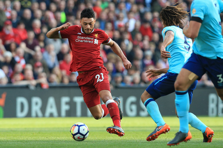 Tim tuan rumah bermain ofensif dari awal hingga akhir dan mengkreasikan banyak peluang.
