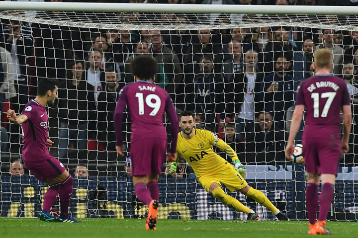 Ilkay Gundogan berhasil menjalankan tugasnya dengan baik guna semakin memperlebar skor. AFP/BEN STANSALL