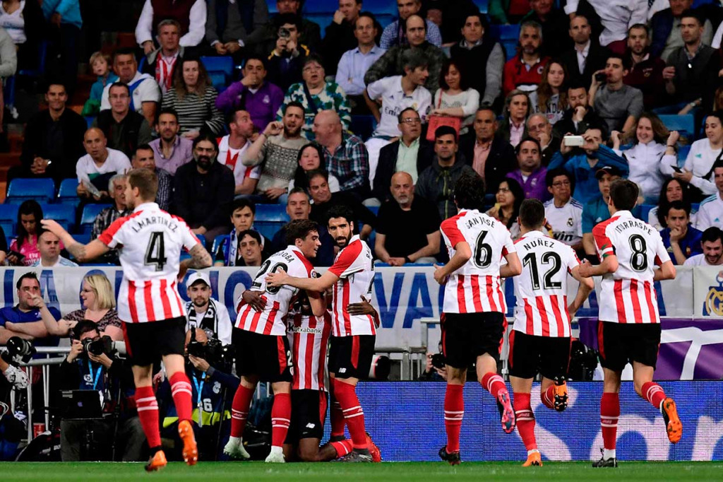 Sebelumnya, tim tamu unggul terlebih dahulu lewat sepakan cungkil Inaki Williams pada menit ke-14.