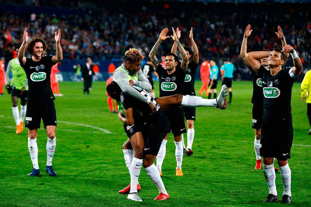 PSG berpeluang meraih treble, apalagi di final Piala Prancis mereka hanya berhadapan dengan tim kasta 3, Les Herbiers. Sebelumnya PSG telah merebut gelar Liga Prancis dan Piala Liga.