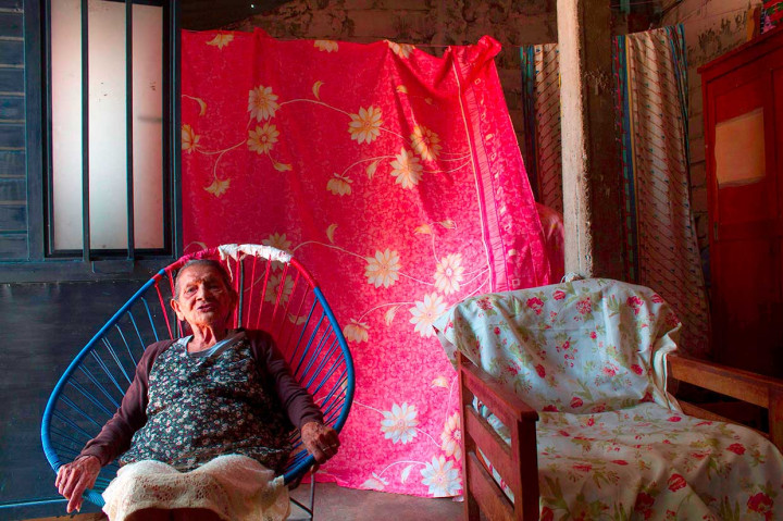 Palacios telah mewujudkan impiannya untuk dapat sekolah di SMA umum. Dia belajar membaca ketika telah berusia 92 tahun melalui program khusus baca-tulis. 