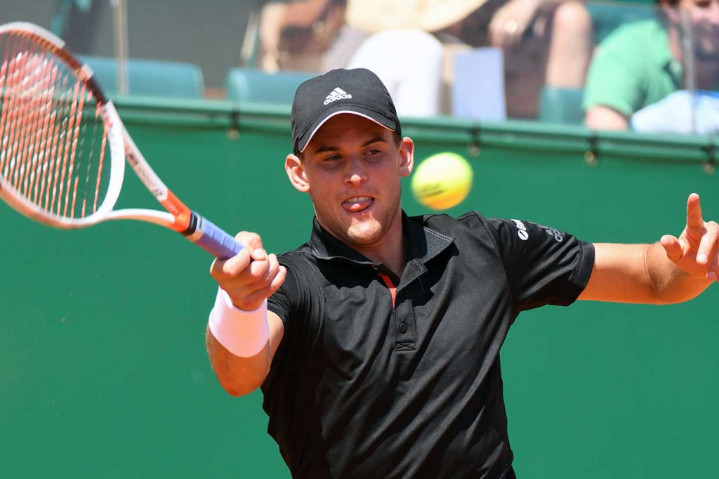 Thiem, yang memiliki catatan dua kemenangan atas Nadal di lapangan tanah liat, menjelang turnamen diyakini sebagai lawan terberat petenis Spanyol itu, namun ia tidak mampu berbuat banyak di bawah sinar matahari Monaco.