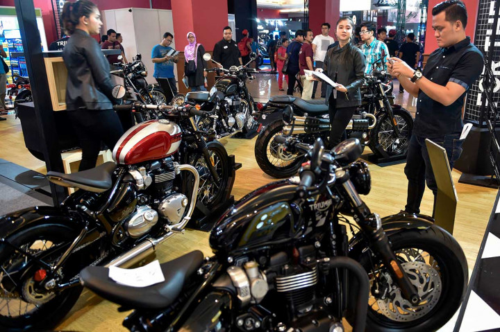 Selain itu, sejumlah merk kendaraan roda dua asal Jepang, Korea, dan Eropa juga memamerkan beberapa produk barunya.
