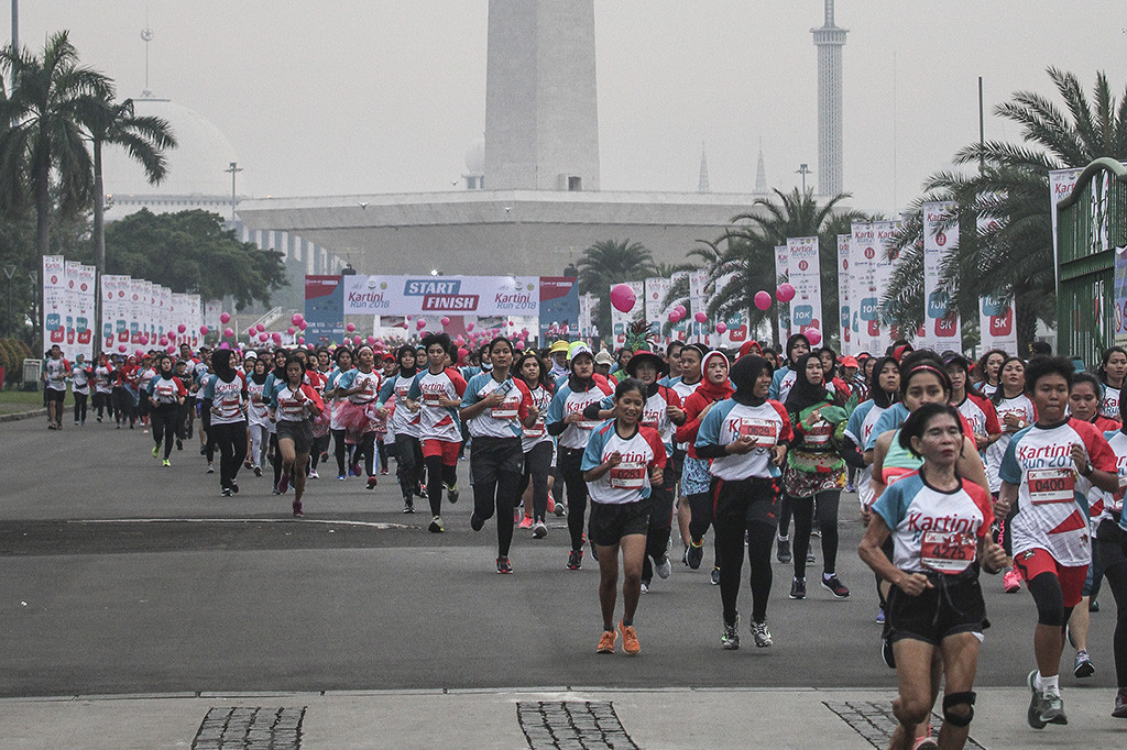 Lomba ini diselenggarakan dalam rangka memperingati Hari Kartini.