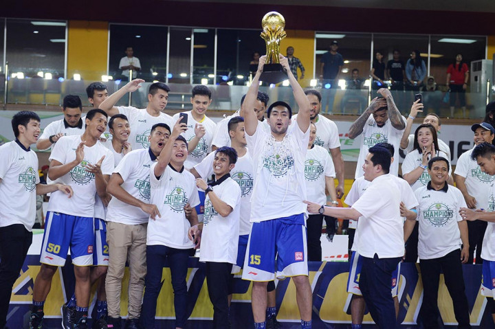 Satria Muda meraih gelar juara IBL 2018 setelah mengalahkan Pelita Jaya dengan skor 69-64 (2-1). 