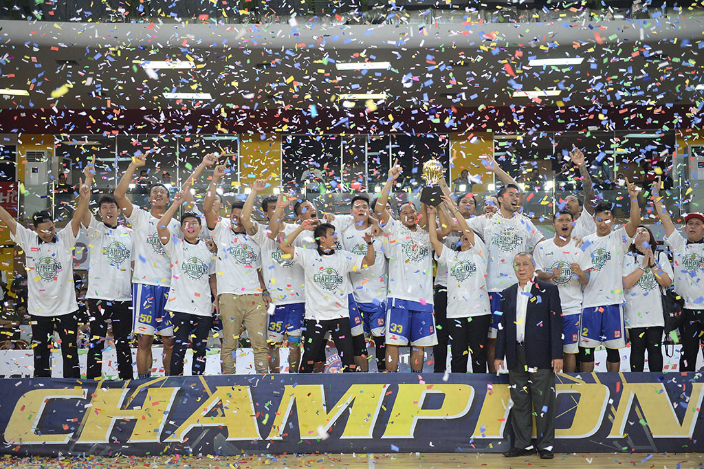 Di kubu Satria Muda Jamarr Andre Johnson menjadi yang terbaik dengan 21 poin, lima rebound dan dua assist. Jamarr pun dinobatkan sebagai MVP Final.