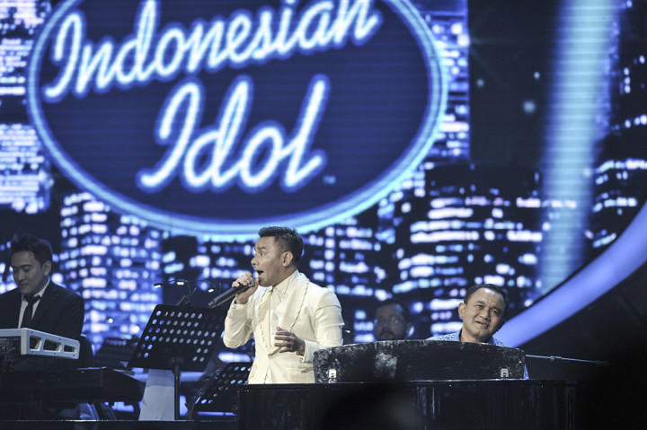 Kepala Badan Narkotika Nasional (BNN) Komjenpol Heru Winarko turut hadir di Grand Final Indonesian Idol 2018 dan berduet dengan penyanyi Judika membawakan lagu Ku Tak Bisa, salah satu lagu milik band rock legendaris, Slank.
