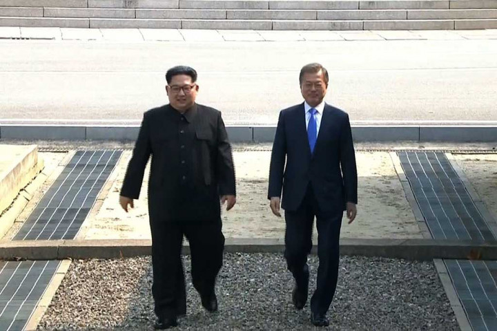 Kim menjadi pemimpin Korut pertama yang menginjakkan kakinya di Korsel sejak Perang Korea berakhir pada 65 tahun silam.