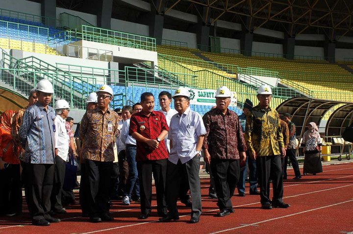 Selain Stadion Patriot, Wapres juga meninjau Velodrome Rawamangun yang akan dipakai untuk pertandingan cabang olahraga balap sepeda. Terakhir, Wapres Kalla memeriksa kesiapan lokasi pertandingan untuk cabang olahraga jet ski dan layar di kawasan Ancol, Jakarta Pusat.