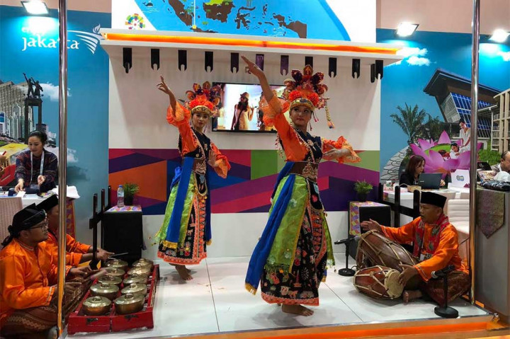 Pada acara yang terlangsung pada 22 - 25 April di Dubai World Trade Centre ini, Paviliun Indonesia di bawah koordinasi Kementerian Pariwisata, juga menampilkan tarian dan musik tradisional, seni henna, serta menyajikan kopi dan minuman jamu khas Indonesia.
