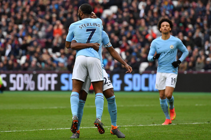 Manchester City mencetak rekor gol dan kemenangan setelah mengalahkan West Ham United pada pertandingan ke-35 Liga Primer Inggris di Stadion London, Inggris.