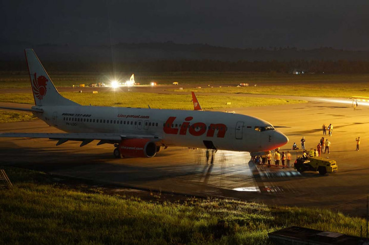Proses evakuasi pesawat yang tergelincir itu dilakukan oleh tim gabungan sejak Selasa, 1 Mei 2018 siang. Mulai pukul 05.00 Wita, aktivitas bandara normal kembali setelah pesawat tersebut berhasil dievakuasi.