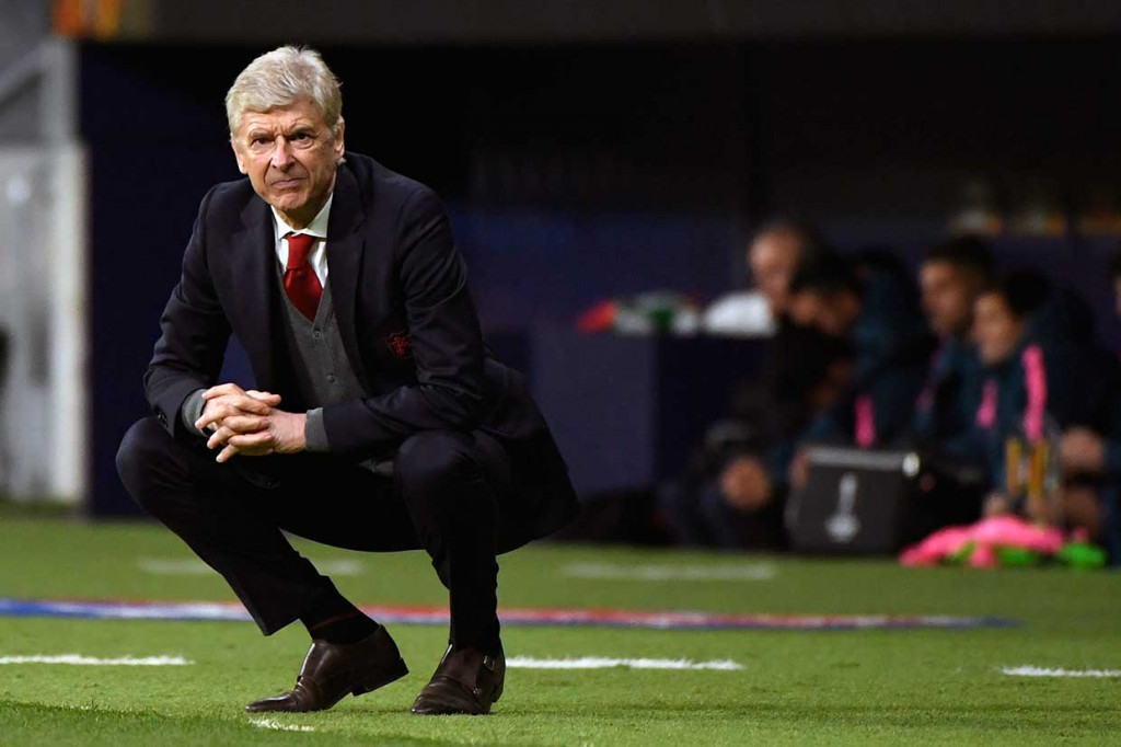 Sementara kegagalan Arsenal membuat Arsene Wenger yang akan meninggalkan klub yang telah diasuhnya selama 22 tahun tersebut tanpa memenangi trofi Eropa, di mana mereka juga kalah pada final Piala UEFA pada 2000 dan pada final Liga Champions 2006.