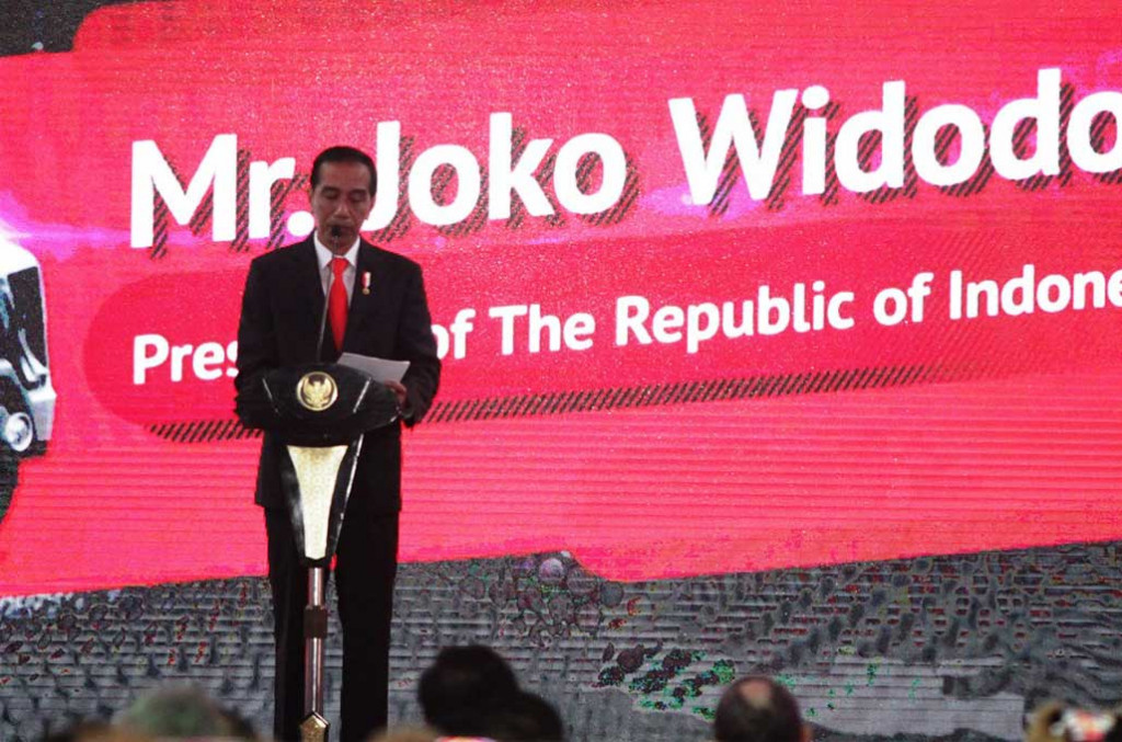 Presiden Republik Indonesia, Joko Widodo menegaskan agar ekspor dan investasi jadi dua hal yang selalu dititikberatkan oleh perusahaan global seperti Mitsubishi di Indonesia. Mitsubishi