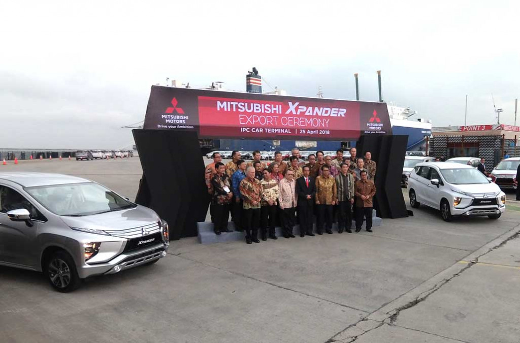 Presiden Republik Indonesia, Joko Widodo menegaskan agar ekspor dan investasi jadi dua hal yang selalu dititikberatkan oleh perusahaan global seperti Mitsubishi di Indonesia. Mitsubishi