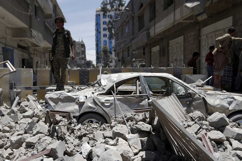 Serangan udara tersebut menyebabkan sedikitnya enam orang tewas dan 30 orang terluka.