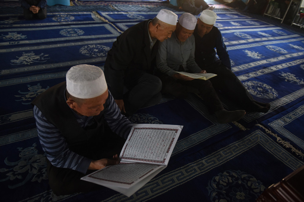 Sekitar 36 persen dari 6,75 juta jiwa penduduk di Ningxia beragama Islam. 