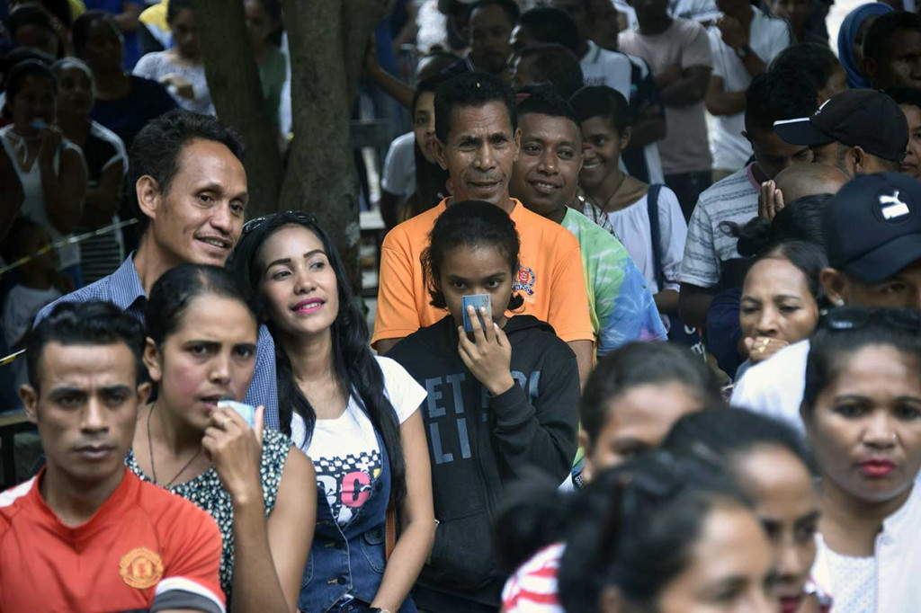 Ini menjadi pemilihan umum kedua dalam waktu kurang dari setahun setelah kebuntuan politik selama berbulan-bulan melihat parlemen beranggotakan 65 orang dibubarkan pada Januari lalu.