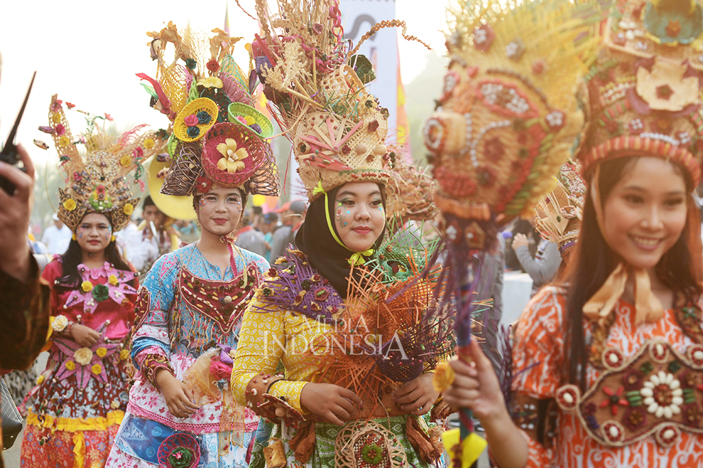 Parade Asian Games ini akan mengangkat tema Victory Asia Arch, dimana unsur budaya kejaayaan Indonesia di Asia akan sangat kental ditampilkan. MI/MOHAMAD IRFAN 