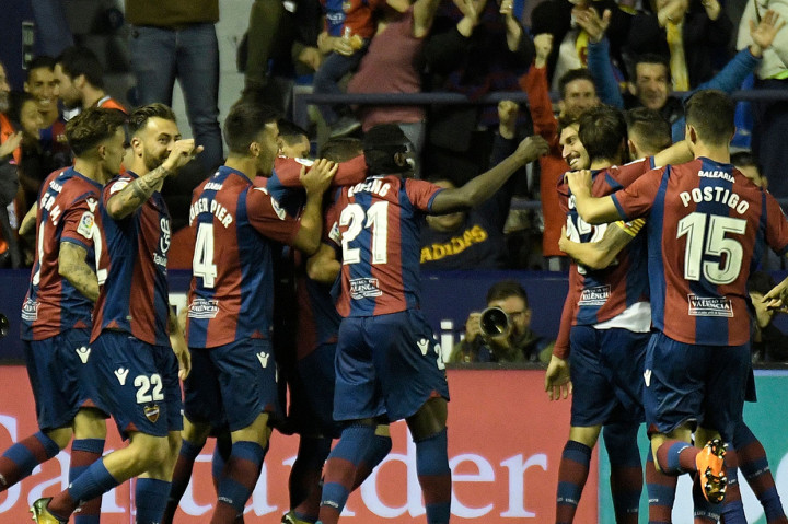 Penderitaan Barca belum berhenti. Tiga menit kemudian, Boateng mencetak hattrick sekaligus mengubah kedudukan menjadi 4-1. Pada menit ke-56, Bardhi kembali mencatatkan namanya di papan skor. Angka 5-1 untuk Levante. 