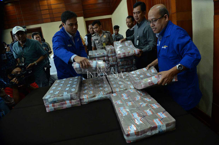 Samadikun Hartono mengembalikan sisa kerugian negara sebesar Rp87 miliar. Ini merupakan pengembalian kedua yang dilakukannya pada tahun ini. Sebelumnya dia telah mengembalkan uang mencapai Rp81 miliar.